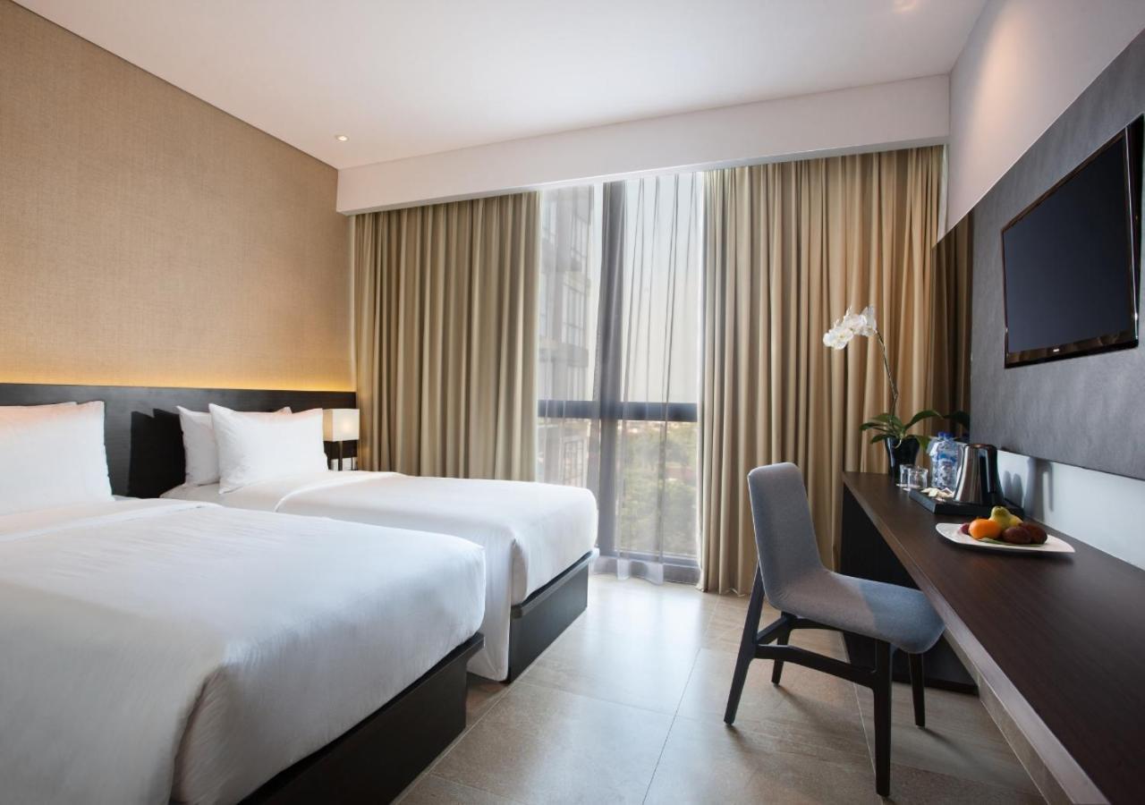 Hotel Santika Sukabumi Bagian luar foto